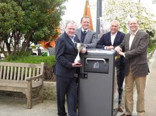 在智慧城市中户外广告扮演什么样的角色？