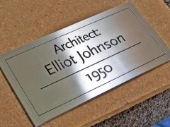 不锈钢铭牌和铝标牌有哪些区别